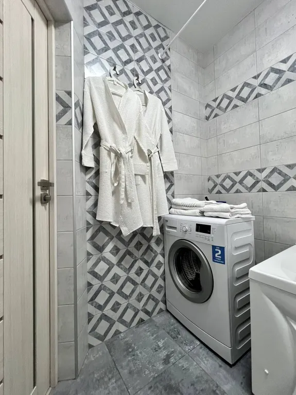 Квартира однокомнатная на улице Московской, 55 м², Пятигорск — ванная комната, фото 2