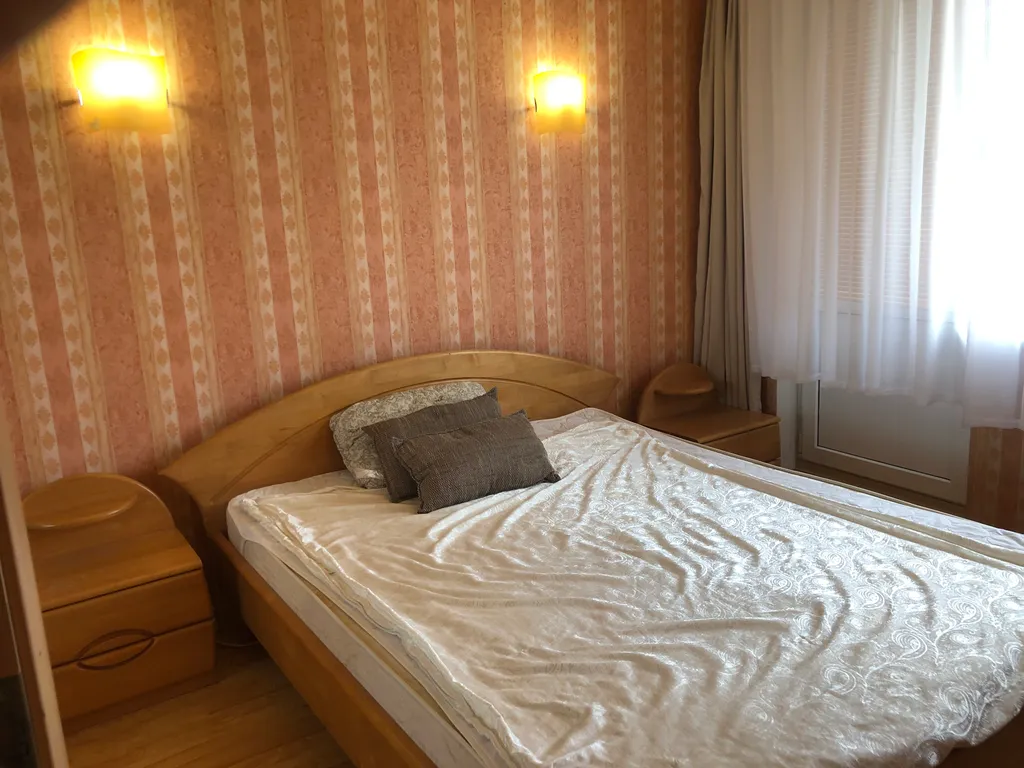Квартира трёхкомнатная в Ленинградском, 68 м², Калининград — фото 11