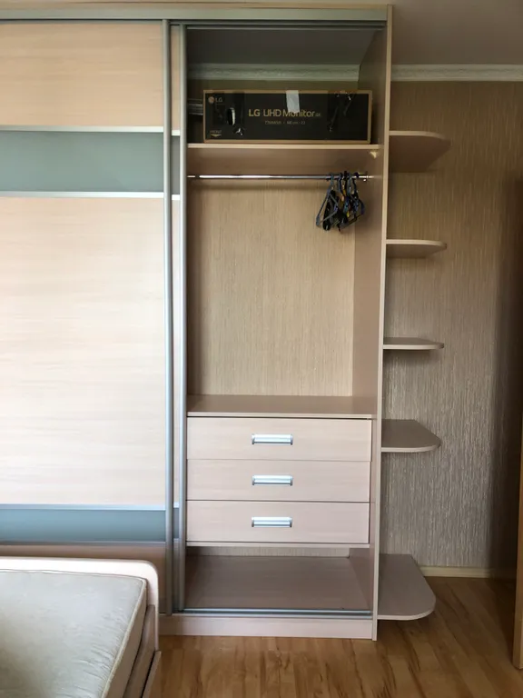 Квартира трёхкомнатная в Ленинградском, 68 м², Калининград — фото 17