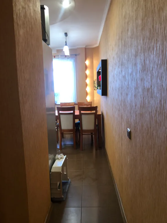 Квартира трёхкомнатная в Ленинградском, 68 м², Калининград — фото 6