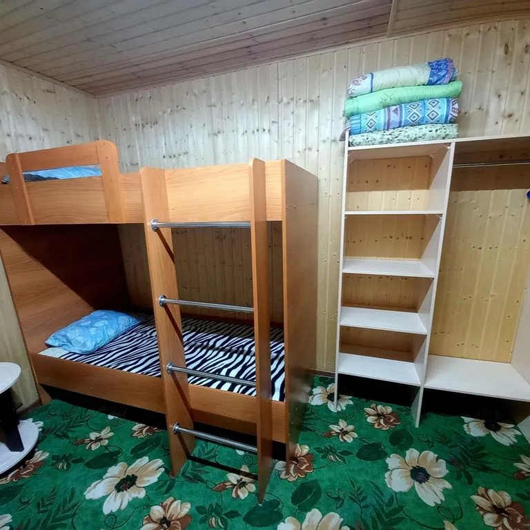 Семейный номер Номер стандарт семейный 2+1+1 — спальное место