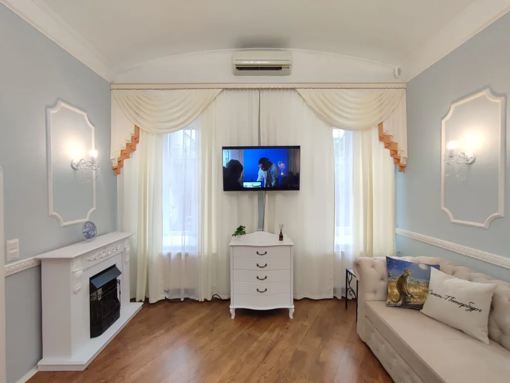 Квартира у Дворцовой площади, с сауной, 55 кв.м.