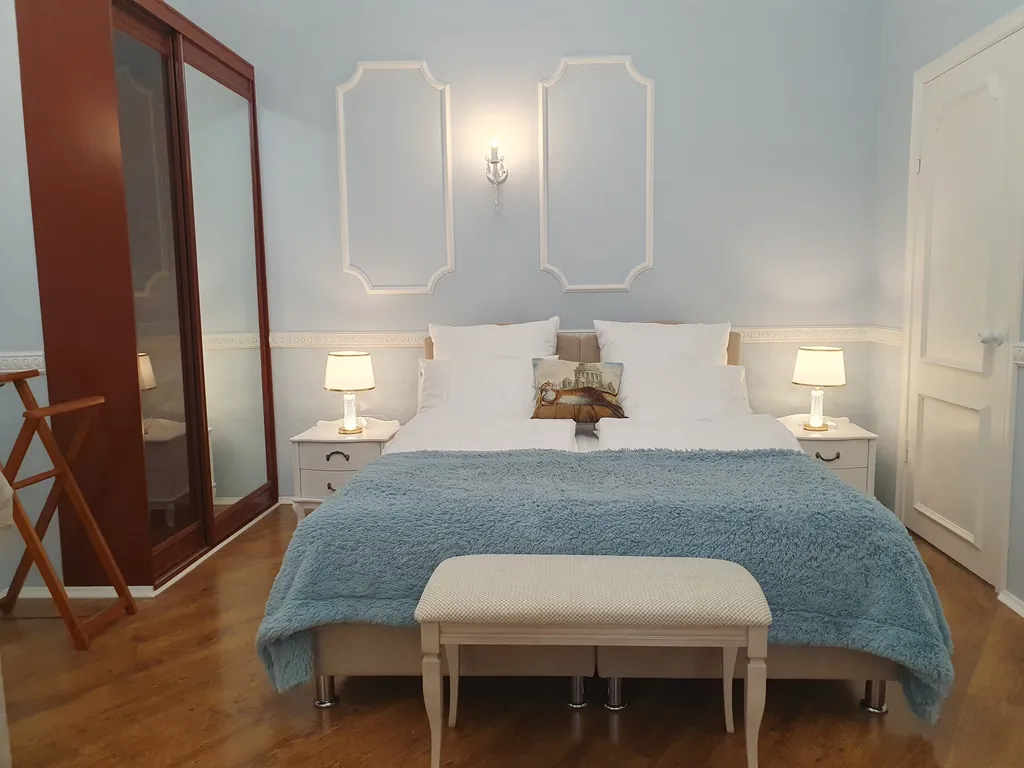 Квартира у Дворцовой площади, с сауной, 55 кв.м.