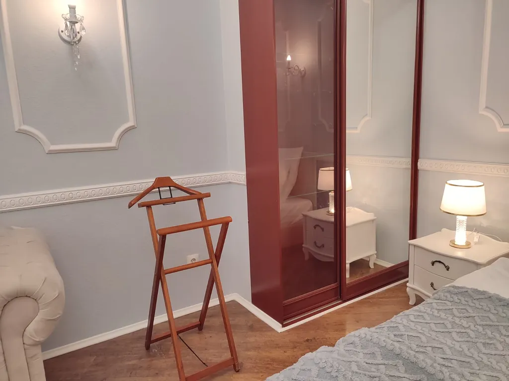 Квартира у Дворцовой площади, с сауной, 55 кв.м.