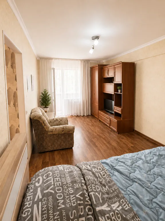 Квартира однокомнатная на улице Мире, 33 м², Юрга — спальня