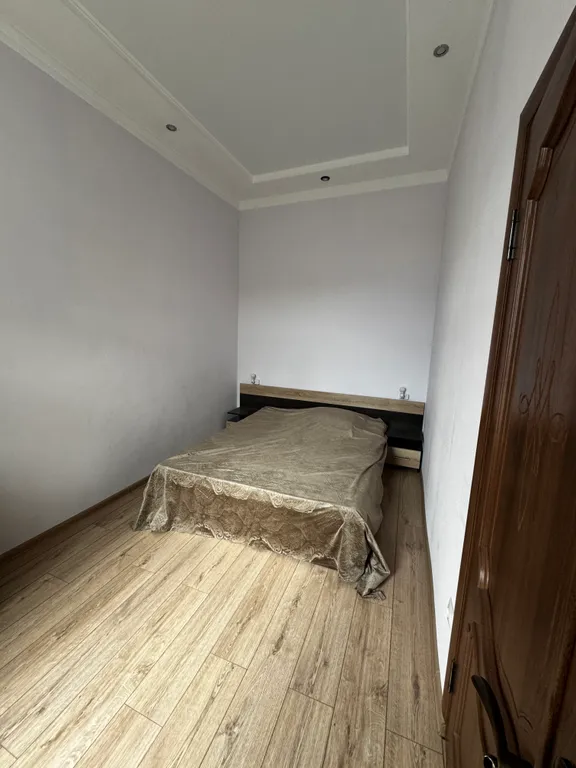 Квартира трёхкомнатная на улице Нагорной, 100 м², Ялта — фото 3