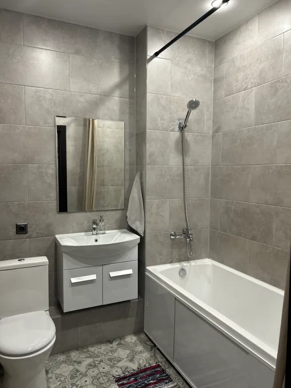Квартира однокомнатная на улице Фармана Салманова, 35 м², Тюмень — фото 31
