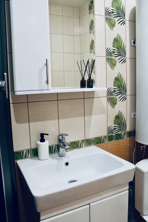Студия однокомнатная в Октябрьском, 43 м², Самара — ванная комната, фото 2
