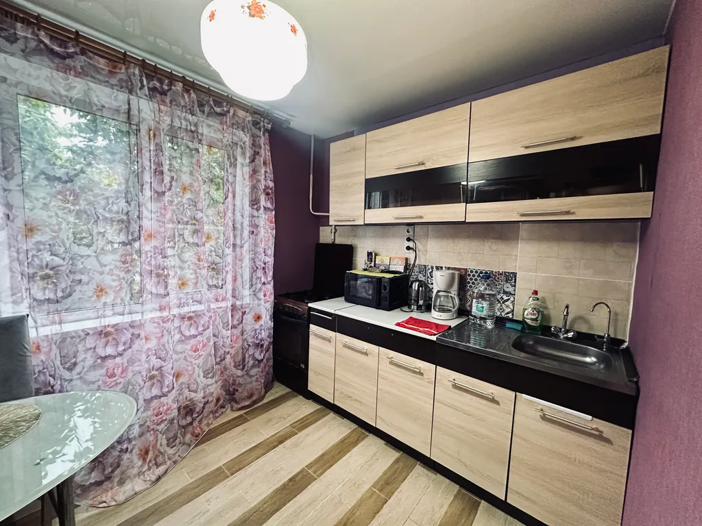 Квартира однокомнатная на улице Юбилейной, 33 м², Псков — фото 11