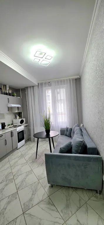 Квартира двухкомнатная на улице Ткачёва, 75 м², Ростов-на-Дону — фото 11