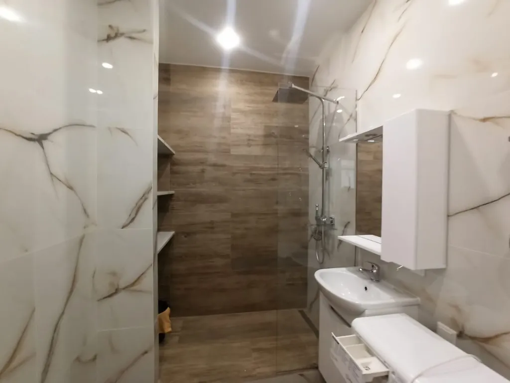 Квартира однокомнатная в Советском, 37 м², Красноярск — ванная комната