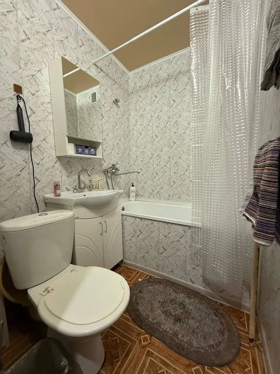 Квартира однокомнатная на проспекте Циолковского, 33 м², Дзержинск — ванная комната