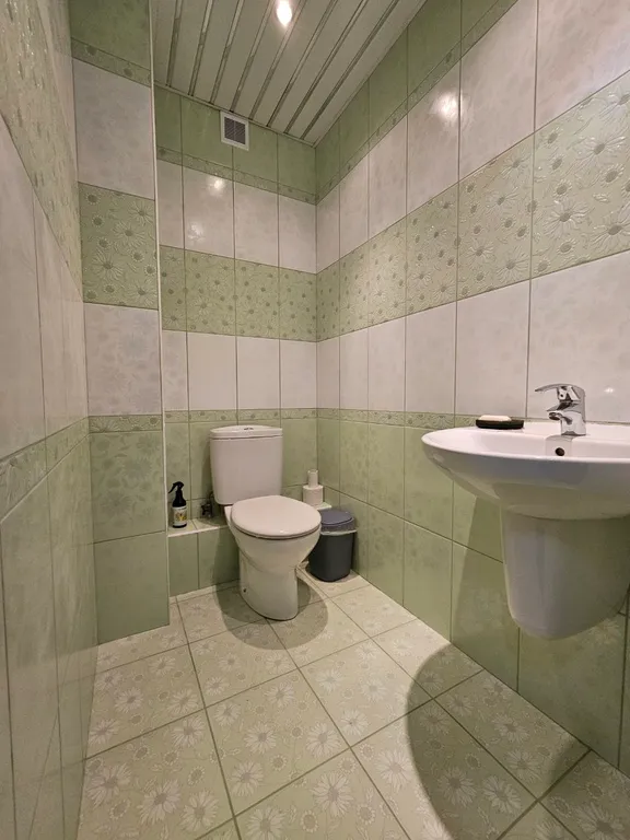 Квартира двухкомнатная в Сормовском, 64 м², Нижний Новгород — ванная комната, фото 4