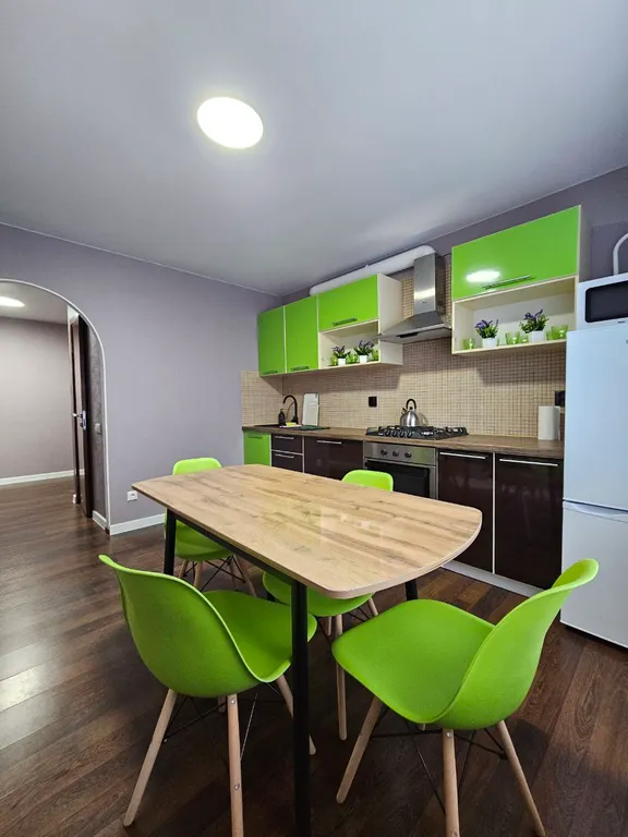 Квартира двухкомнатная в Сормовском, 64 м², Нижний Новгород — кухня, фото 2