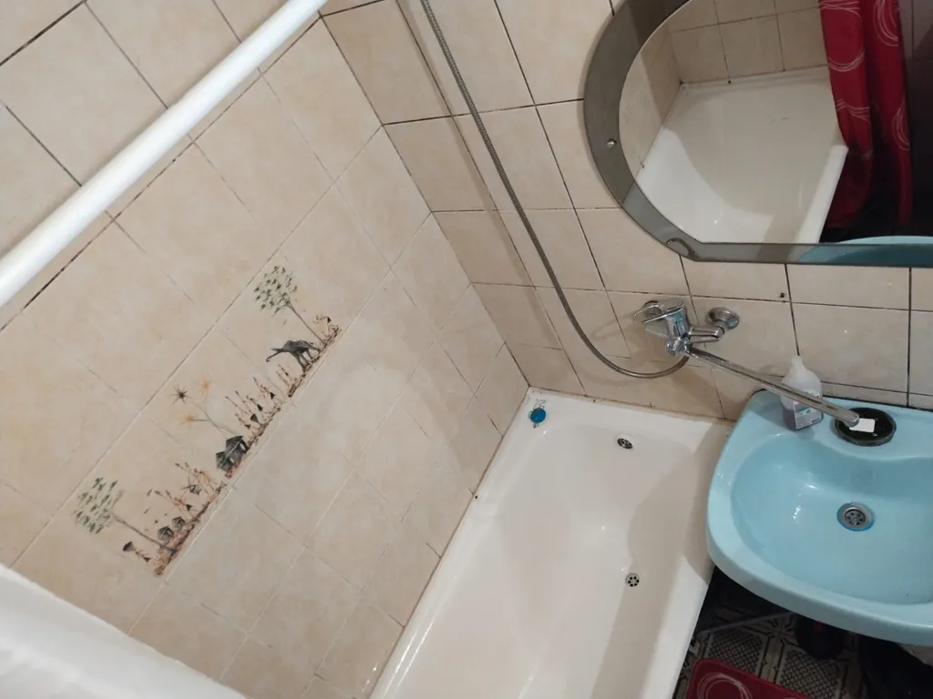 Номер 2-местный у Кантемировской, в Москворечье-Сабурово, 14 м², Москва — ванная комната