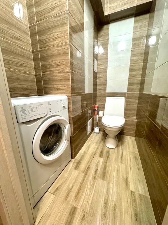 Квартира двухкомнатная на улице Генерала Судакова, 51 м², Петрозаводск — фото 10