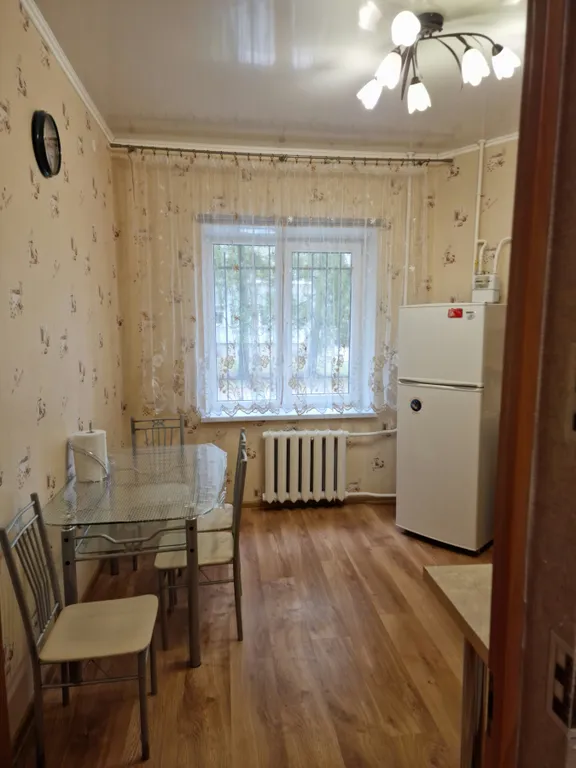 Квартира однокомнатная на улице Константина Талаха, 44 м², Советск — кухня