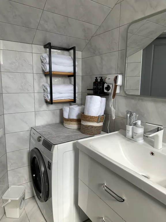 Дом 8-местный на улице Спартаке, 98 м², Владикавказ — ванная комната, фото 4