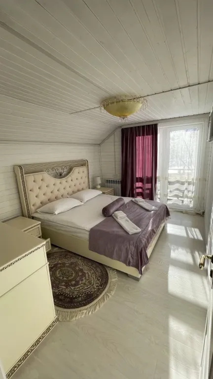 Дом люкс в лесу с видом на реку