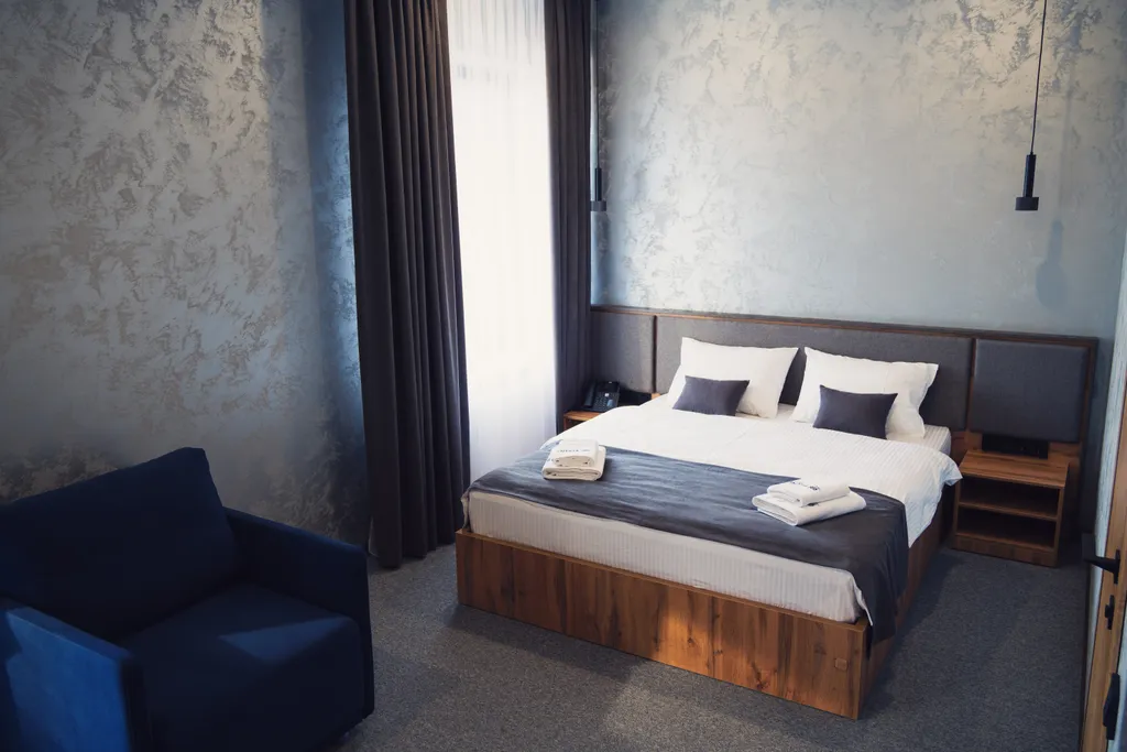 Четырёхместный номер Люкс двухкомнатный со спа-бассейном и террасой