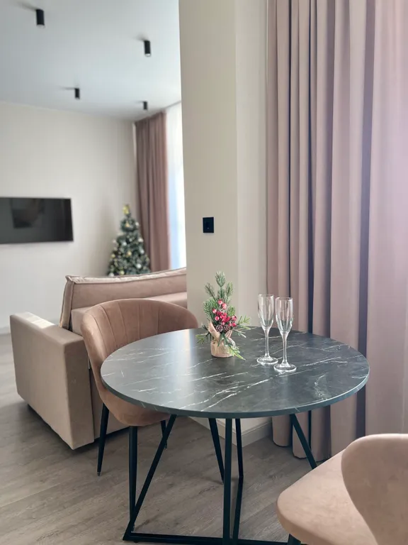 Апартаменты однокомнатные на площади Труде, 40 м², Волжский — фото 12