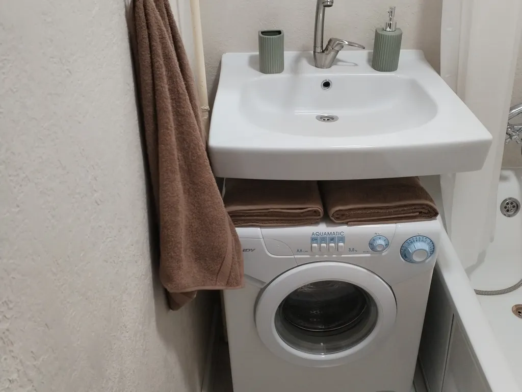 Квартира однокомнатная на улице Ньютоне, 42 м², Ярославль — фото 15