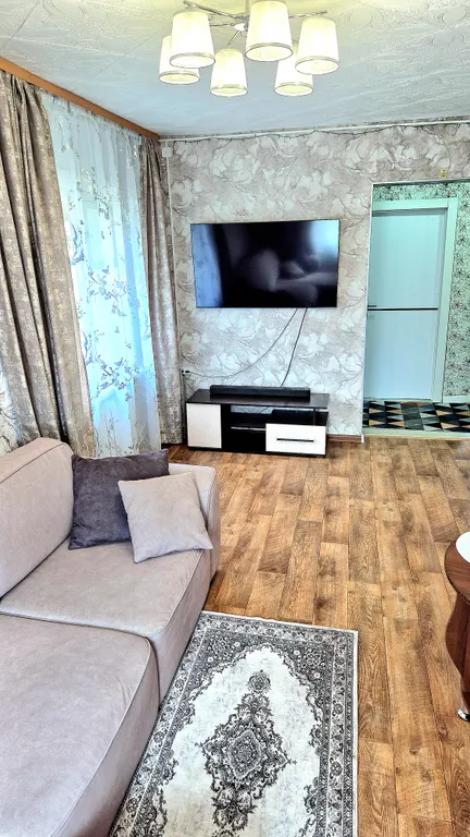 Квартира двухкомнатная в микрорайоне Южном, 55 м², Байкальск — фото 2