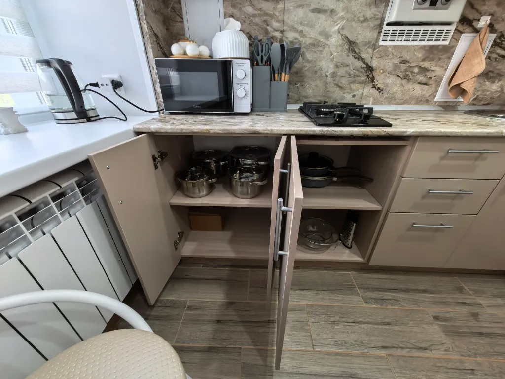 Квартира двухкомнатная у Московской, в Канавино, 43 м², Нижний Новгород — кухня