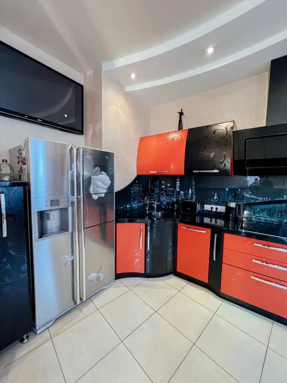 Двухуровневый пентхаус с дизайнерским интерьером