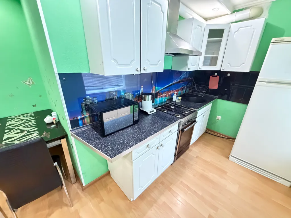 Квартира двухкомнатная на улице Котовского, 68 м², Тюмень — фото 5