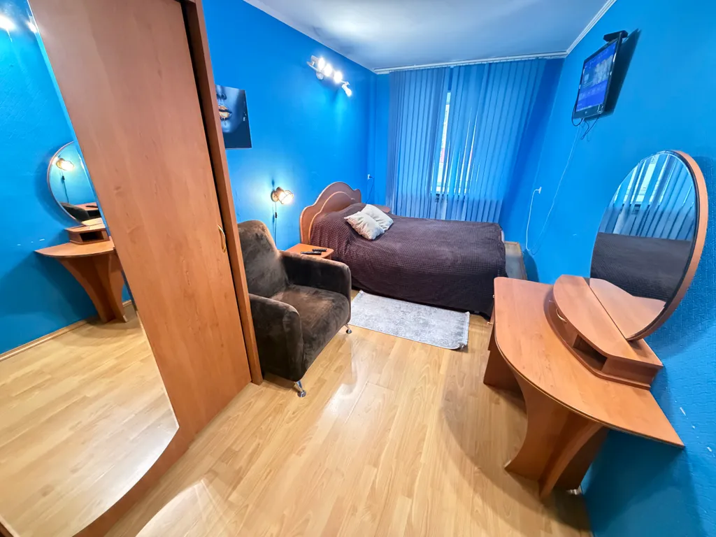 Квартира двухкомнатная на улице Котовского, 68 м², Тюмень — фото 7