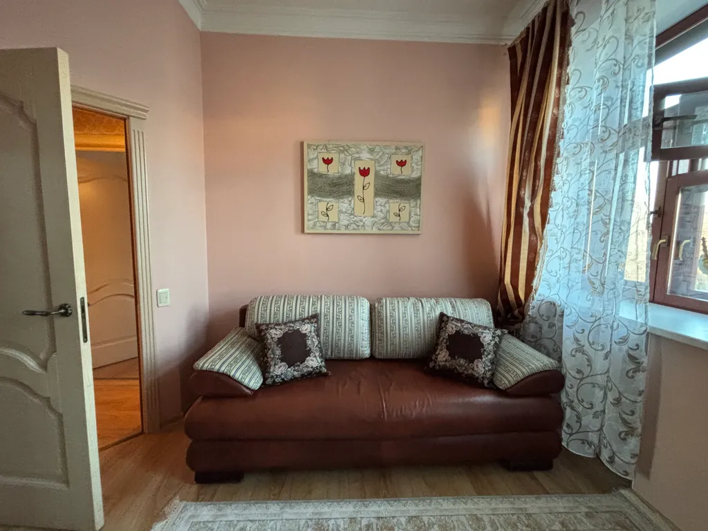 Квартира двухкомнатная на улице Советской, 65 м², Ярославль — фото 10