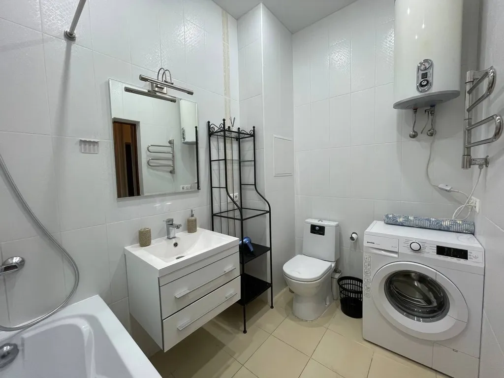 Квартира двухкомнатная в Железнодорожном, 75 м², Самара — фото 10