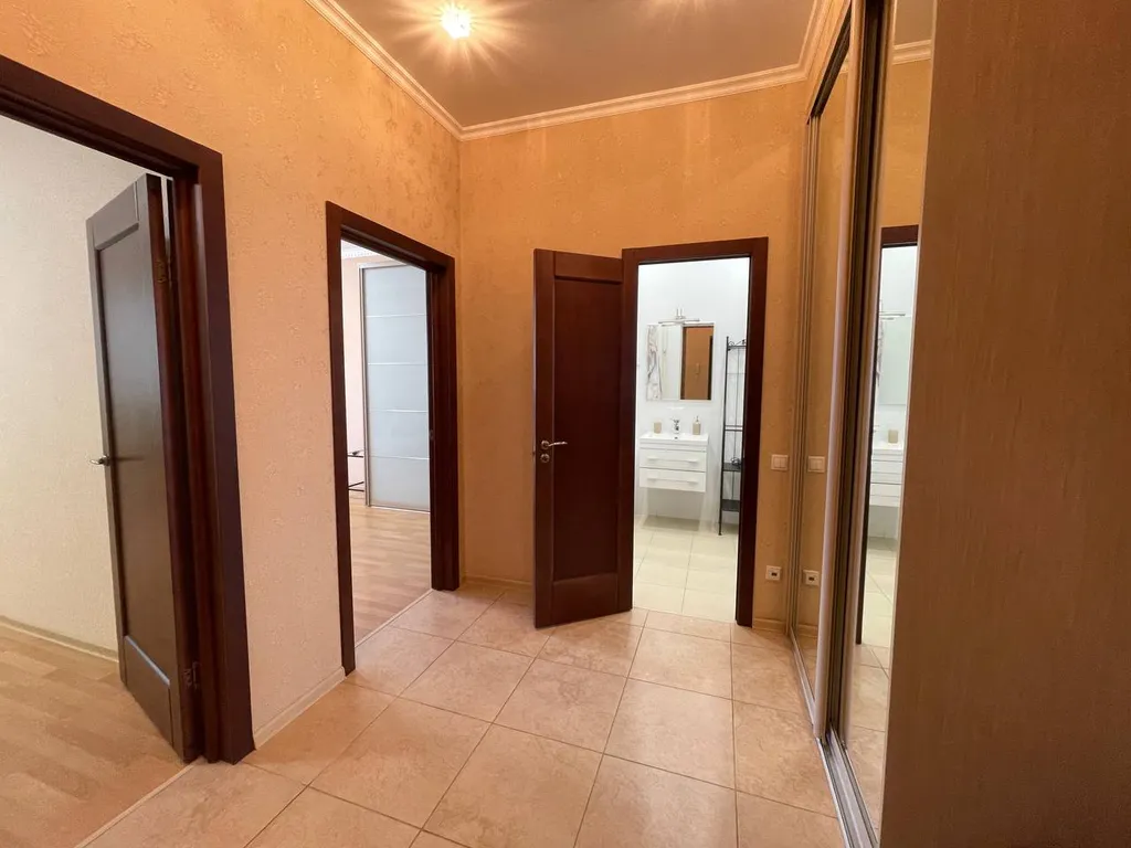Квартира двухкомнатная в Железнодорожном, 75 м², Самара — фото 11