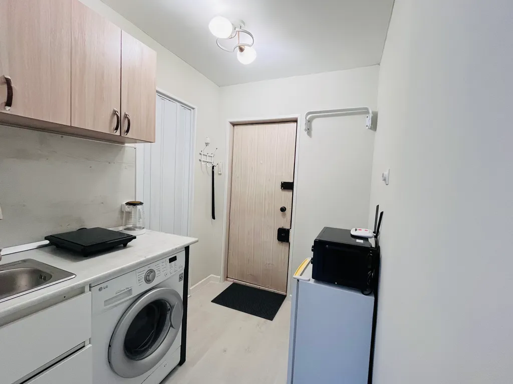 Квартира однокомнатная на улице Луговой, 17 м², Владивосток — фото 4