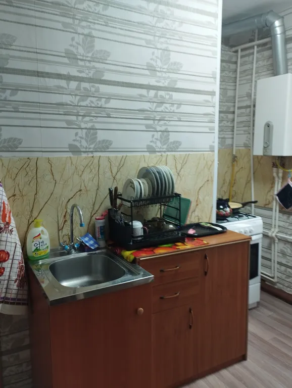 Квартира двухкомнатная на улице Полетаева, 45 м², Рязань — кухня, фото 2