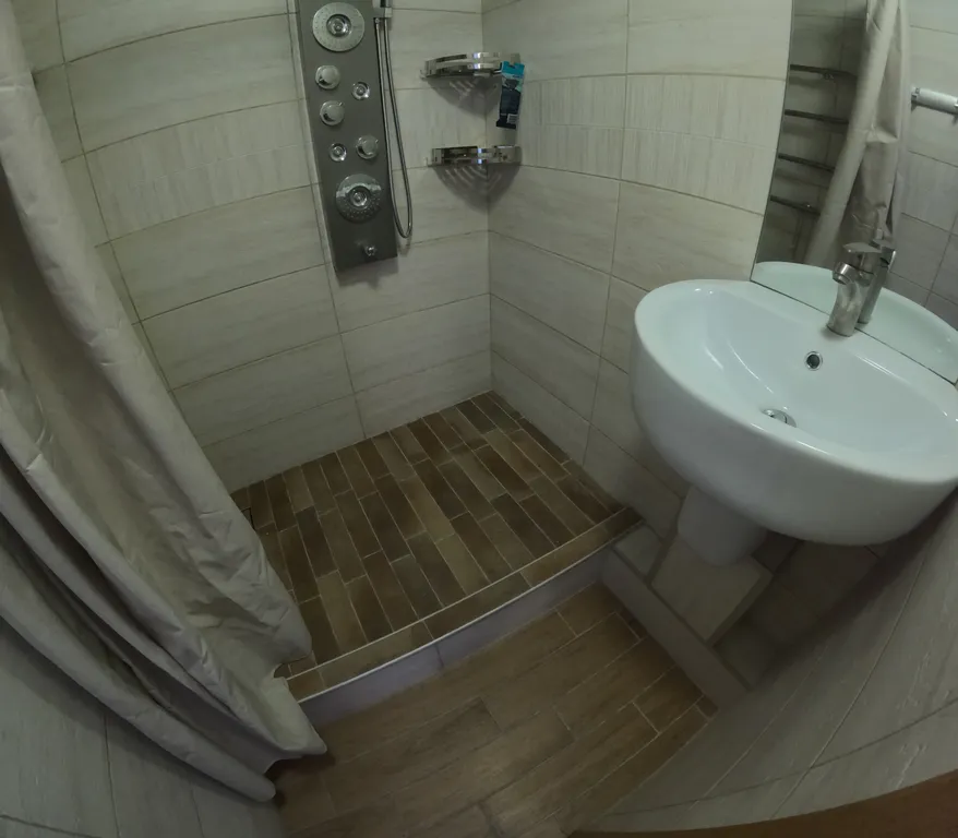 Квартира трёхкомнатная в Ленинском, 61 м², Владивосток — фото 5
