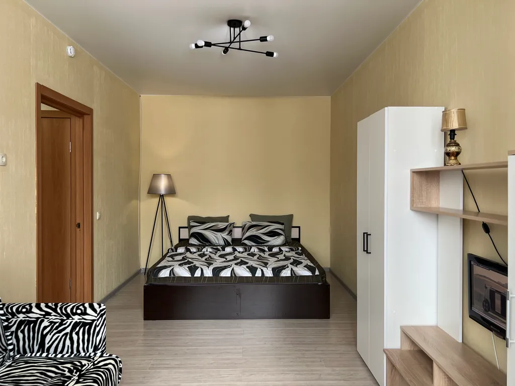 Квартира однокомнатная в микрорайоне ДЗФС, 45 м², Дмитров — спальня, фото 2