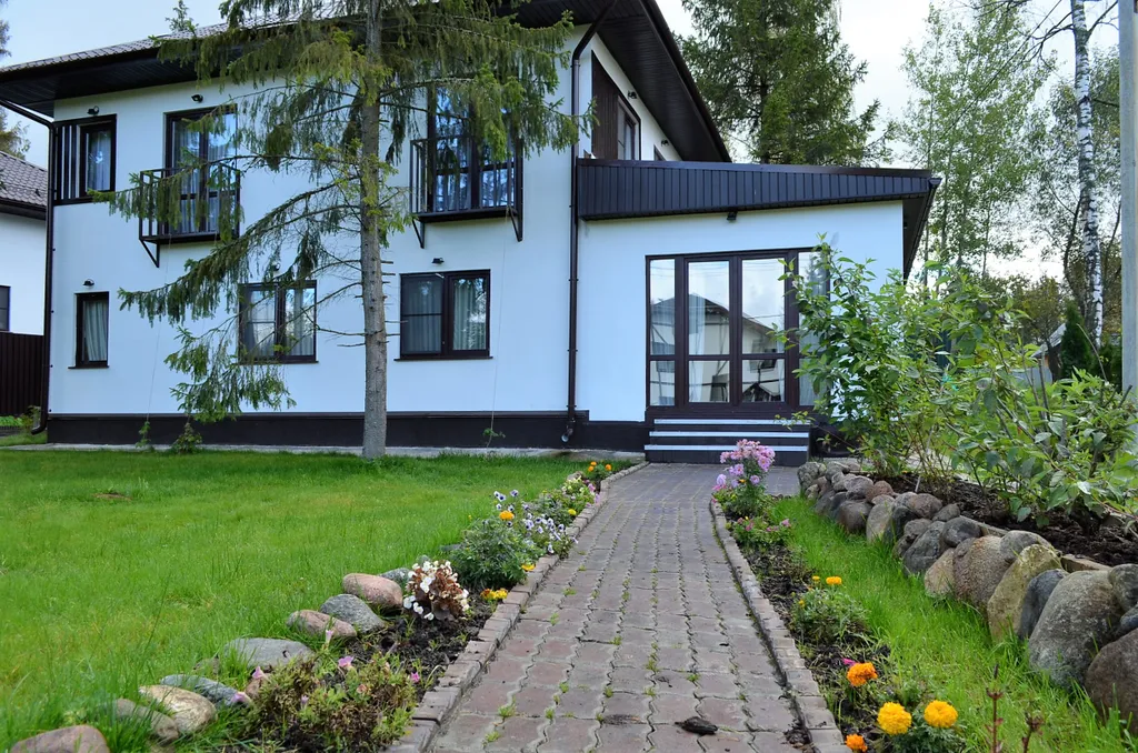 Коттедж возле озера