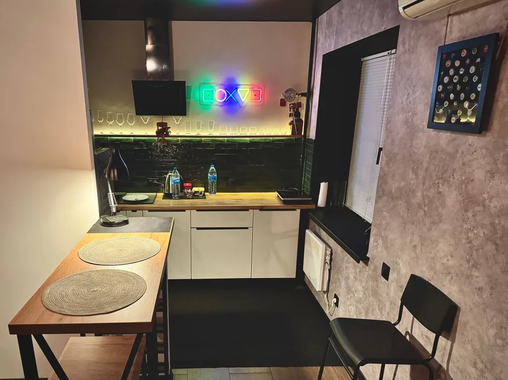 Квартира двухкомнатная на бульваре Гагарина, 44 м², Смоленск — кухня, фото 2