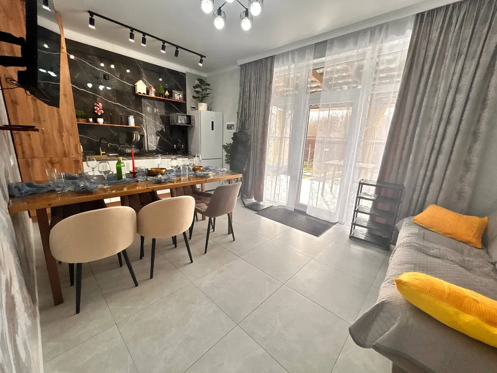 Дом с СПА бассейном. включен в стоимость дома