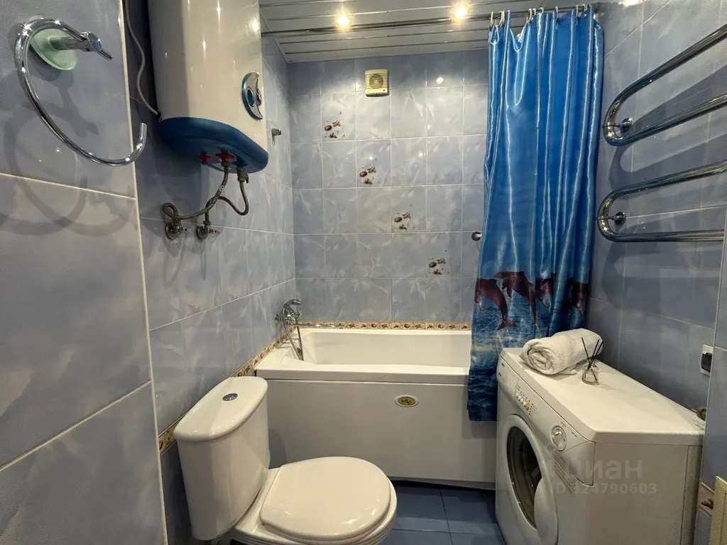 Квартира двухкомнатная на улице Минской, 49 м², Тюмень — фото 10