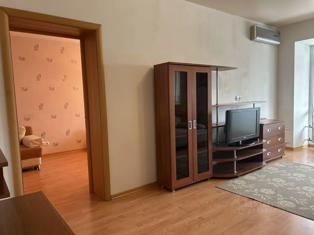Квартира двухкомнатная на улице Минской, 49 м², Тюмень — фото 9