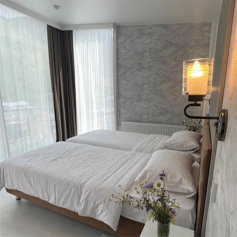 Дом с панорамными окнами №7