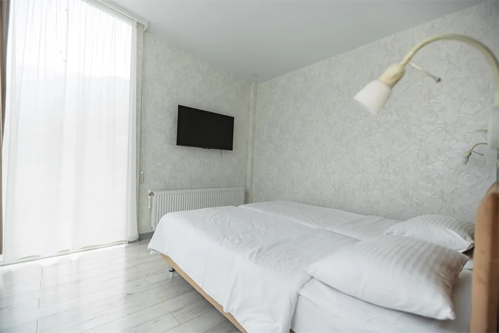 Дом с панорамными окнами номер 9