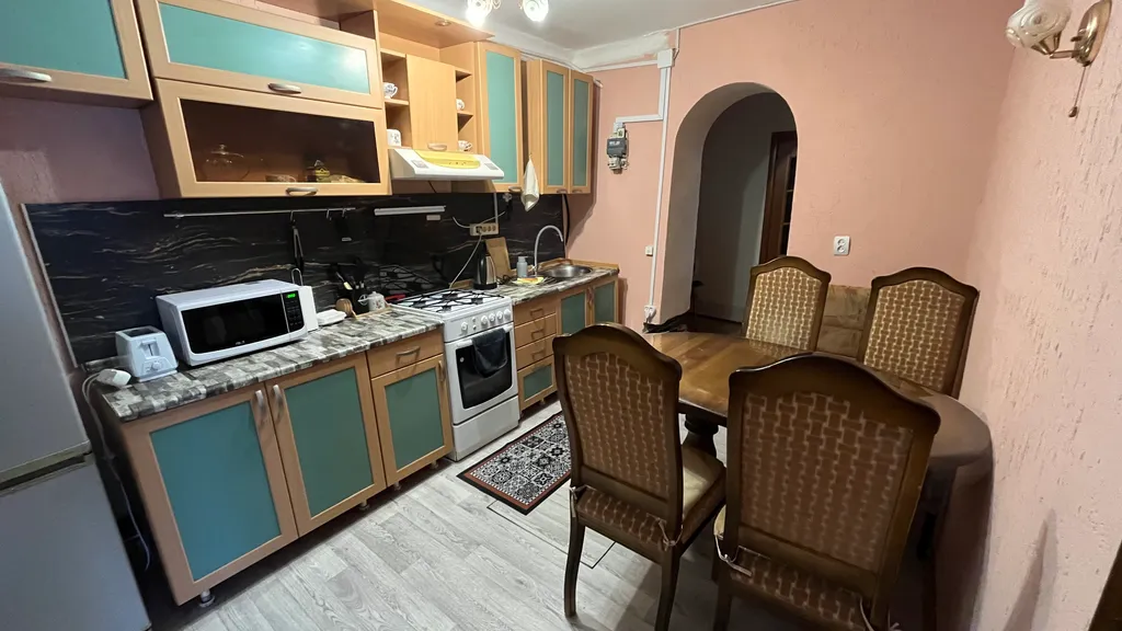 Квартира двухкомнатная у Чкаловской, в Канавино, 75 м², Нижний Новгород — кухня, фото 2