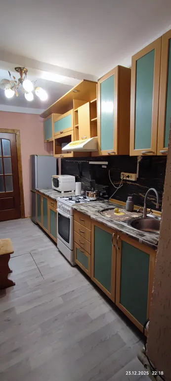 Квартира двухкомнатная у Чкаловской, в Канавино, 75 м², Нижний Новгород — кухня, фото 3