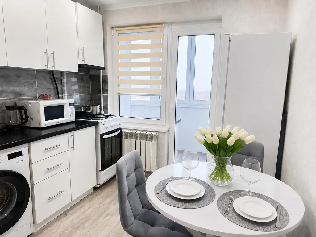 Квартира однокомнатная в переулке Крупском, 40 м², Каменск-Шахтинский — кухня