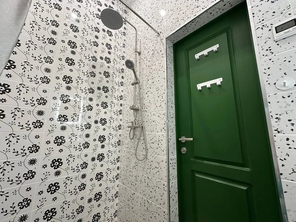 Дом 6-местный в деревни Боровские, 31 м², Остров — ванная комната