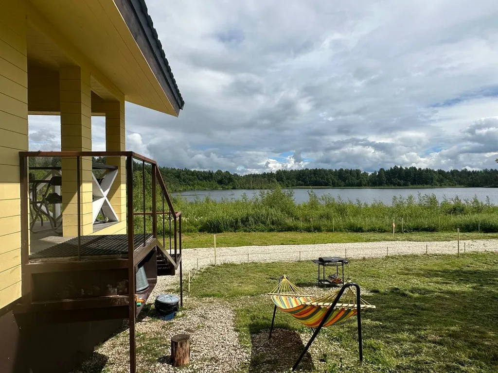Дом 6-местный в деревни Боровские, 31 м², Остров — двор, фото 2
